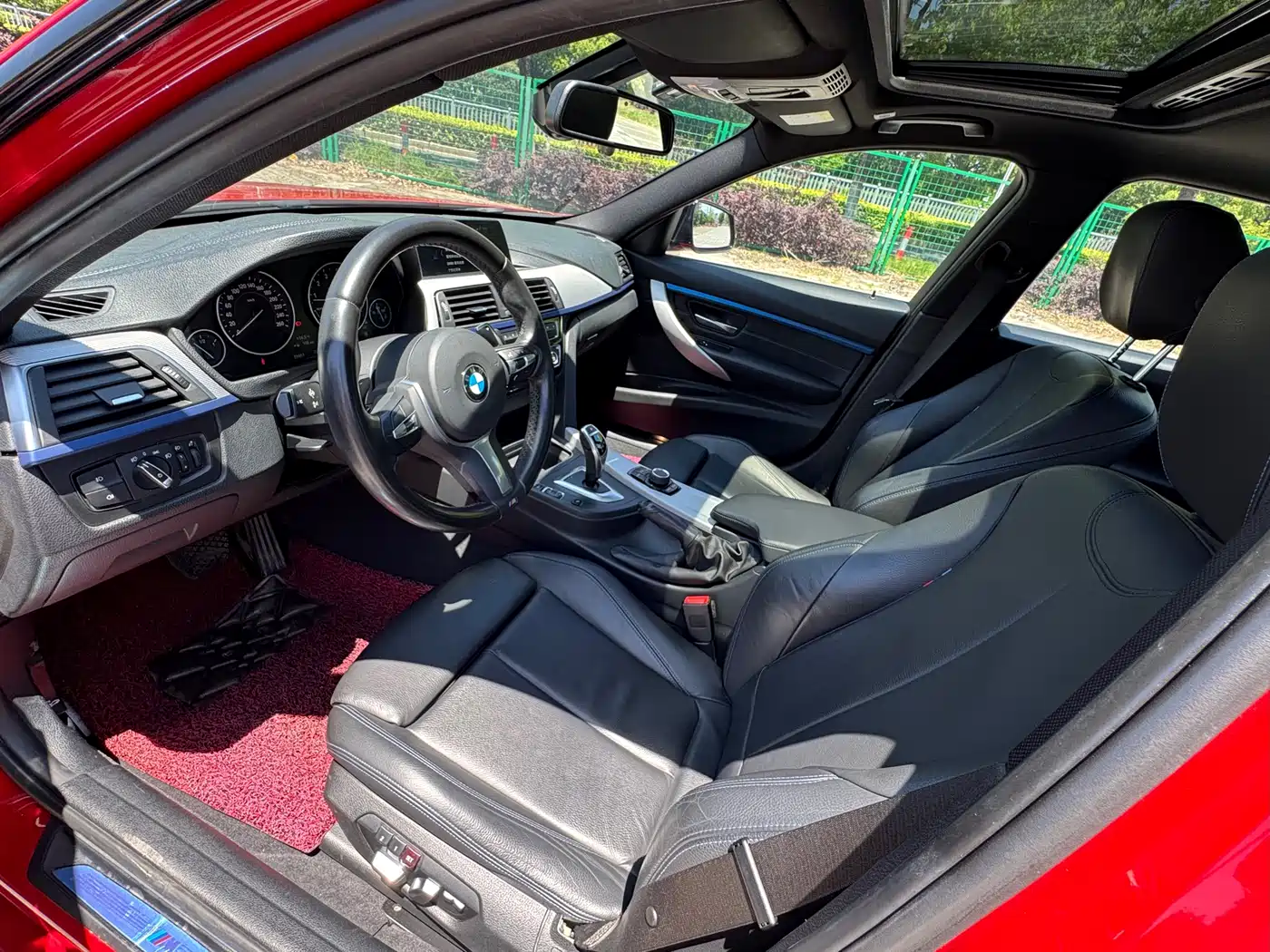 BMW 3 Series 2019 320i M Sport Package фото 5