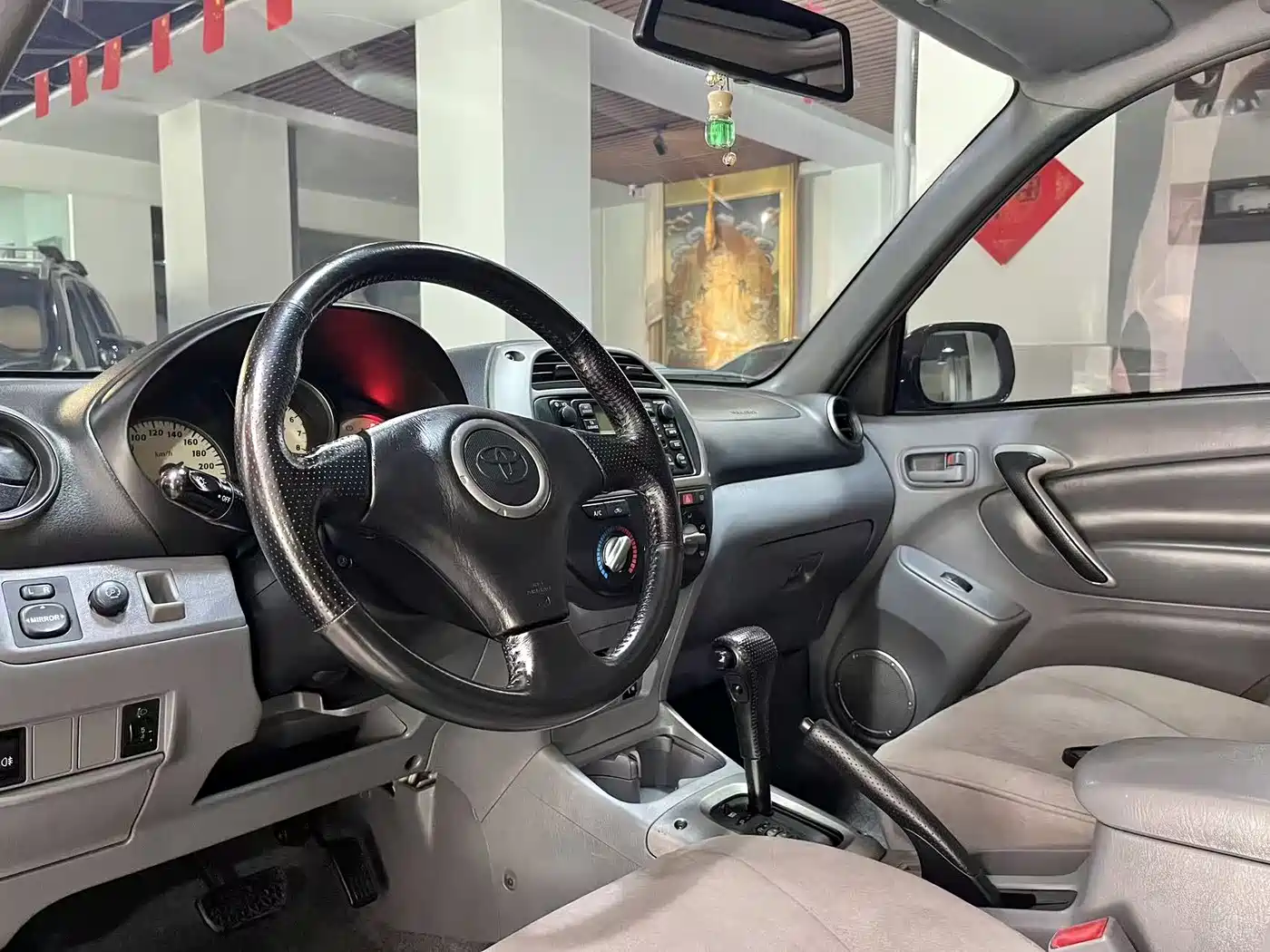 Toyota RAV4 (Import) 2004 Model 2.0 3-Door фото 11