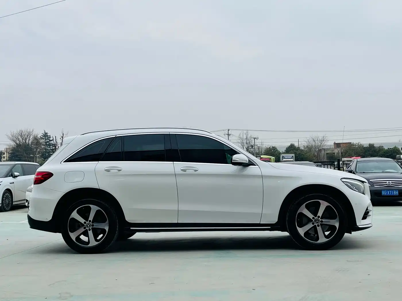Mercedes-Benz GLC 2018 GLC 260 4MATIC Luxury фото 18