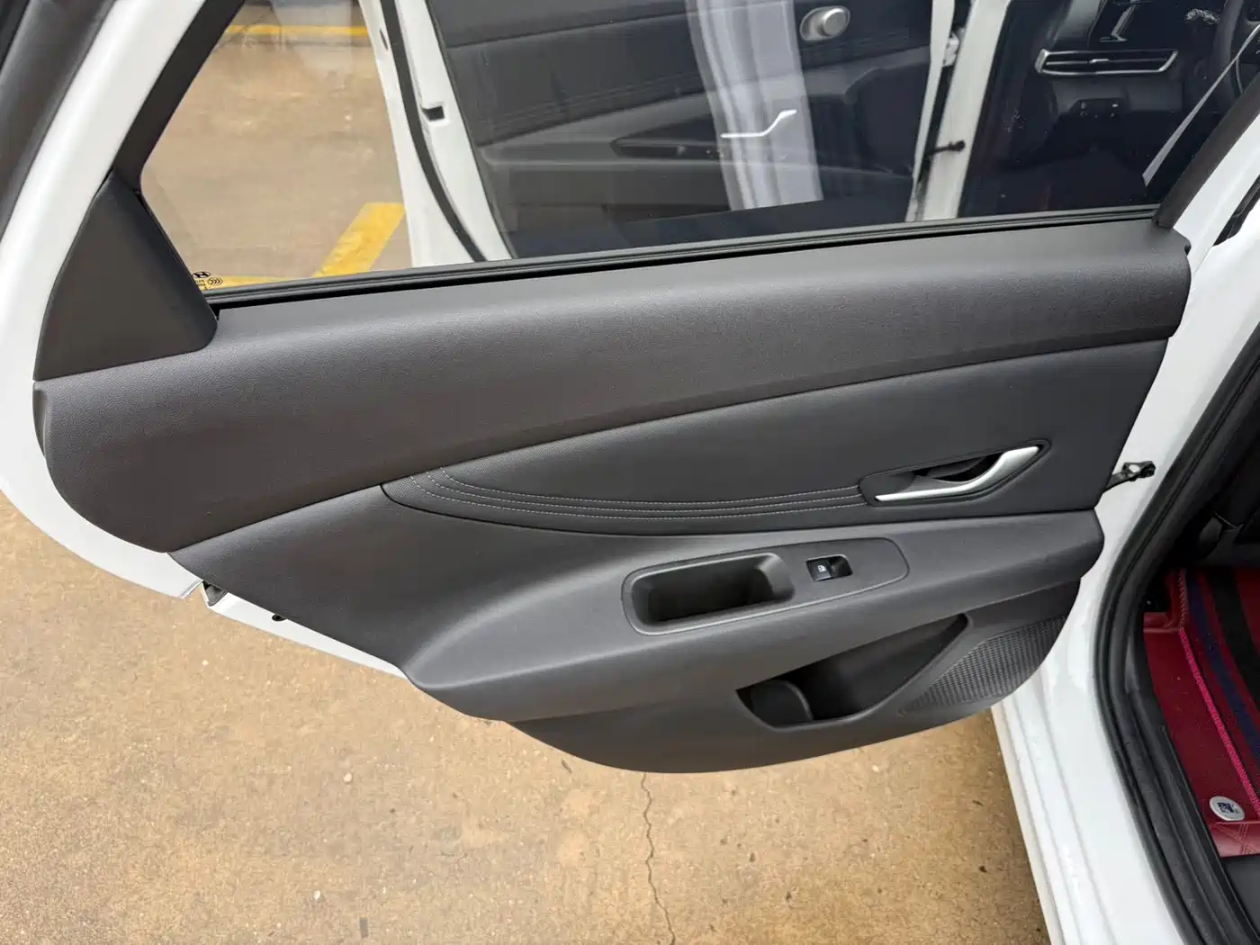 MODERN ELANTRA