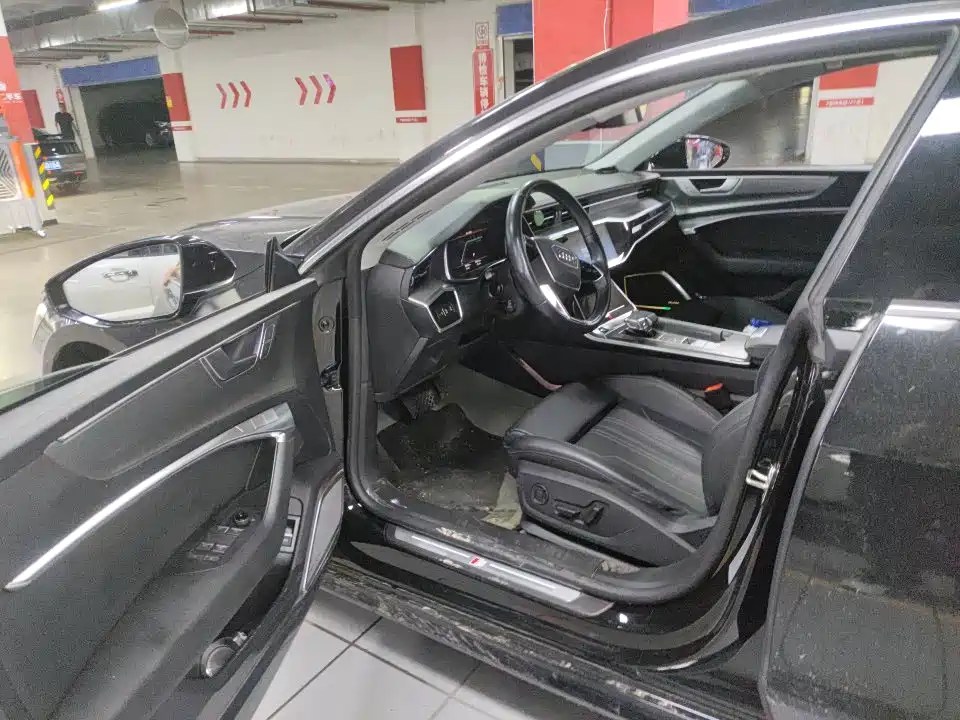 Audi A7 2024 2023 Model 45 TFSI Premium Selection Edition
