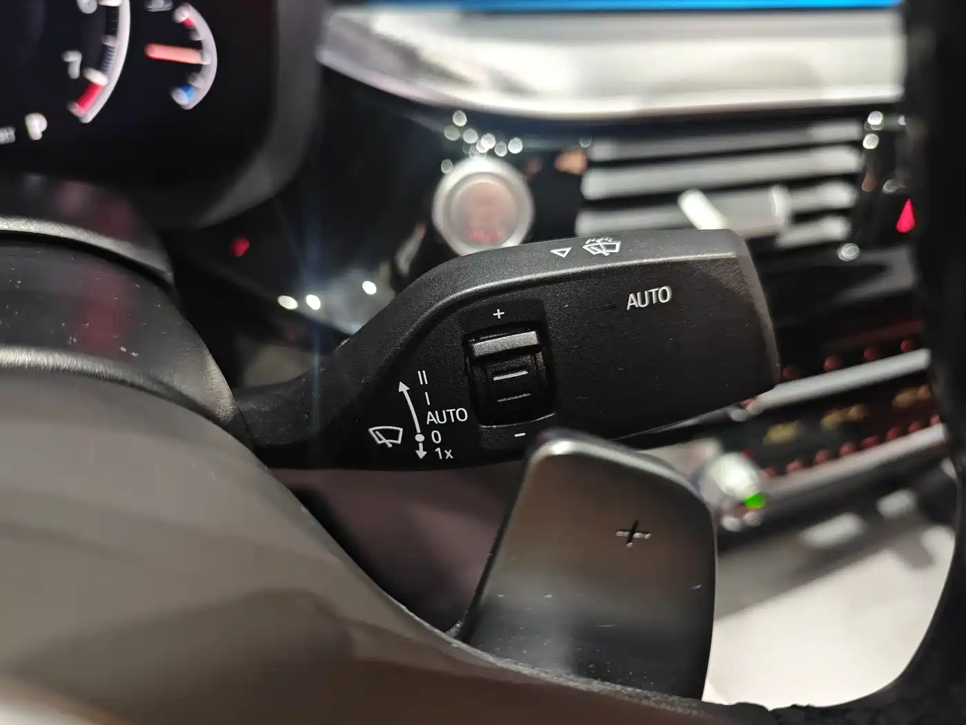 BMW 5 Series 2019 530Li Leading M Sport Package фото 21