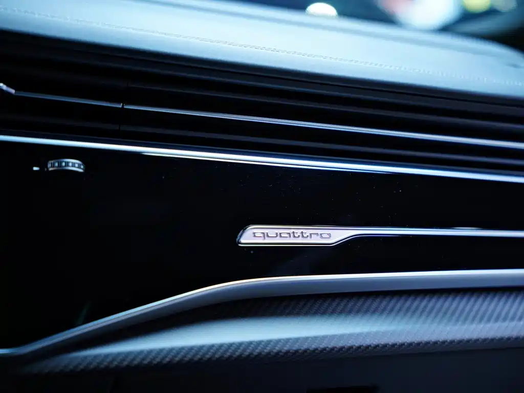 Фото 37 - Audi RS Q8