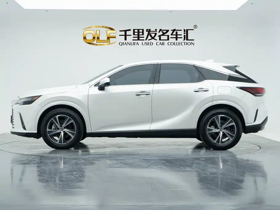 Lexus RX 2025 2025 300 4WD Premium Edition