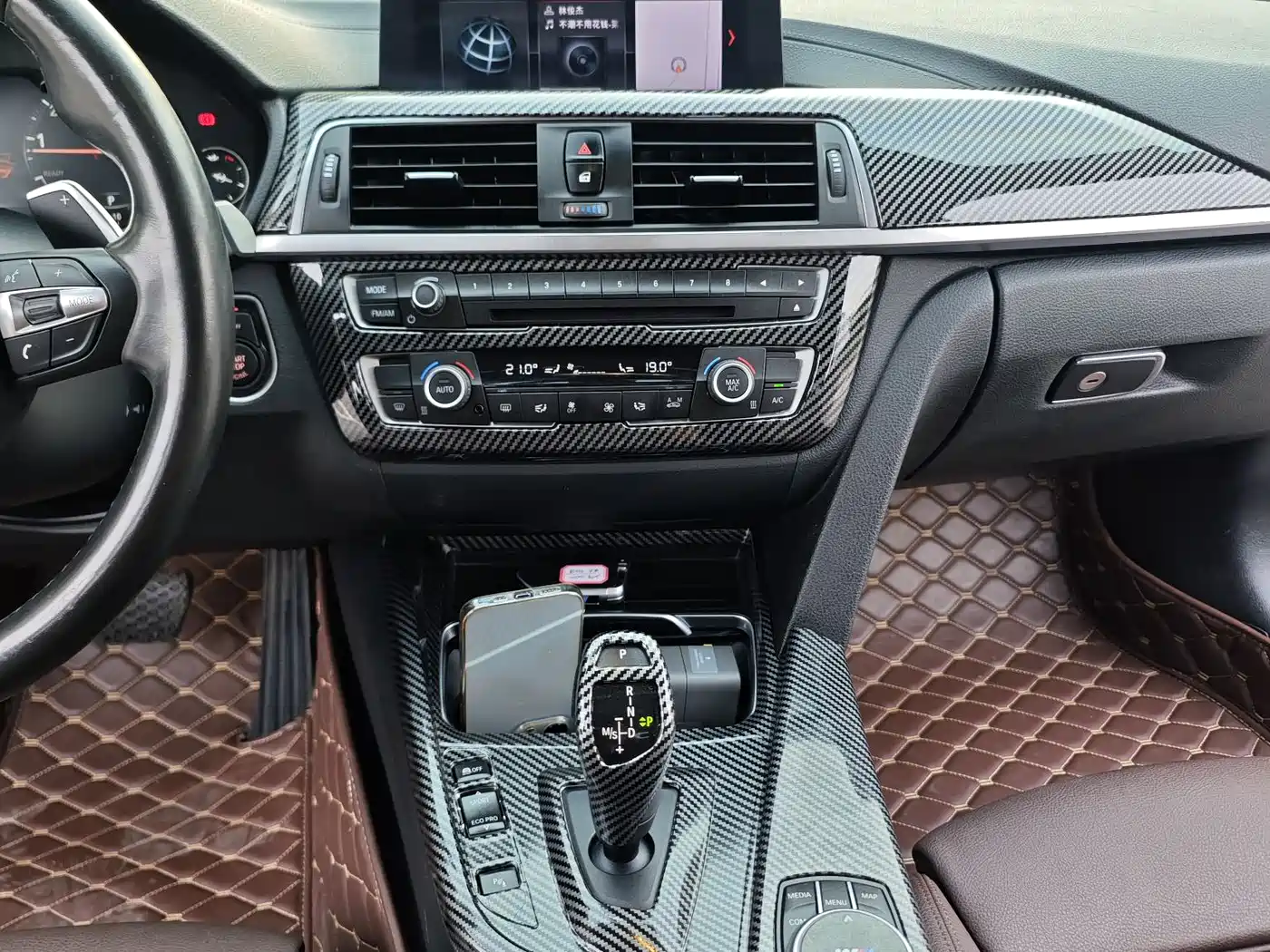 BMW 3 Series 2019 320Li M Sport Black Night Edition фото 14