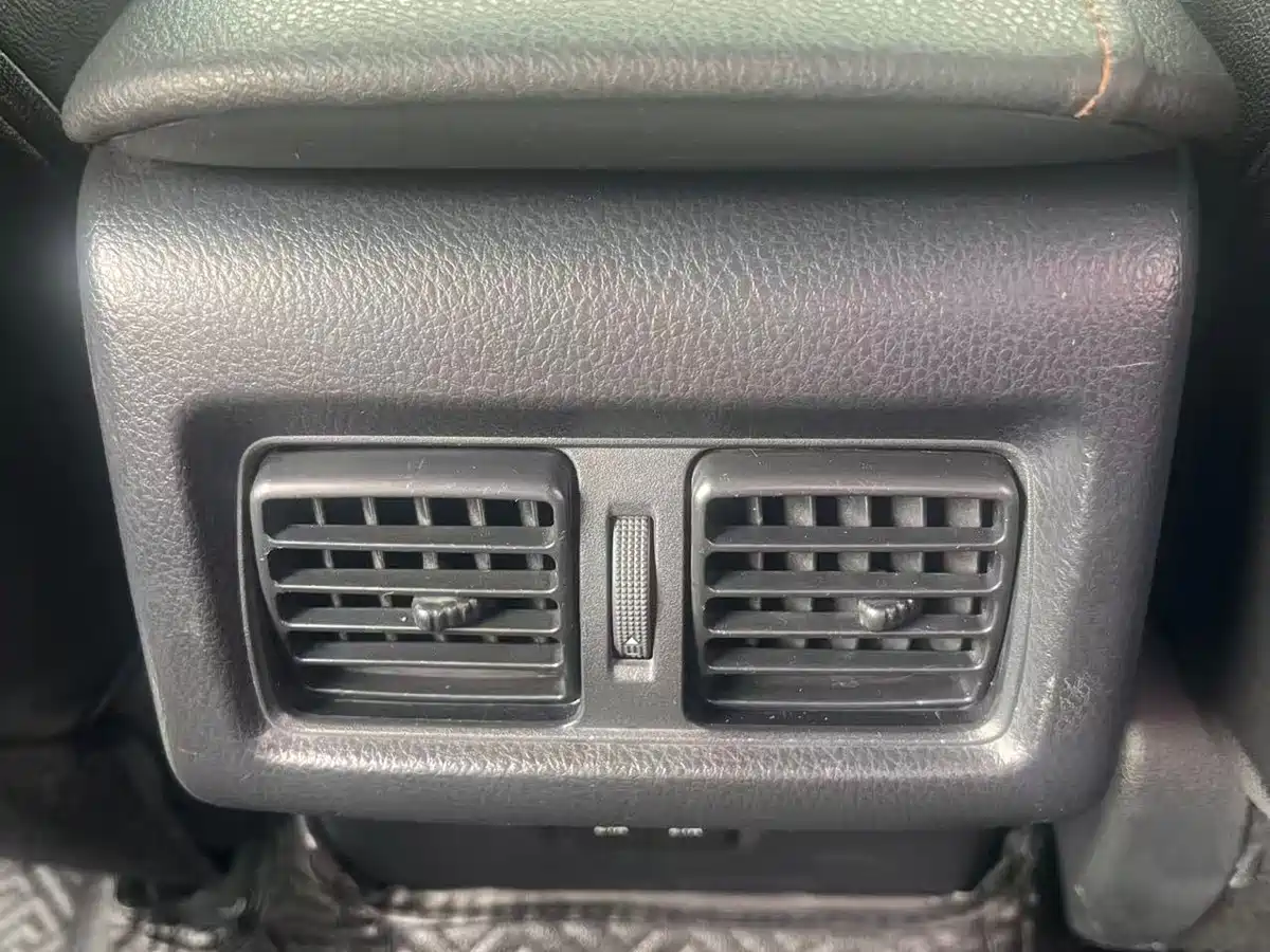 Toyota Camry 2019 2.0G Luxury (China V) фото 9