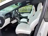 Фото 11 - Tesla Model X
