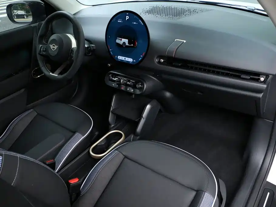 MINI Electric MINI COOPER 2025 2024 456km COOPER E Classic