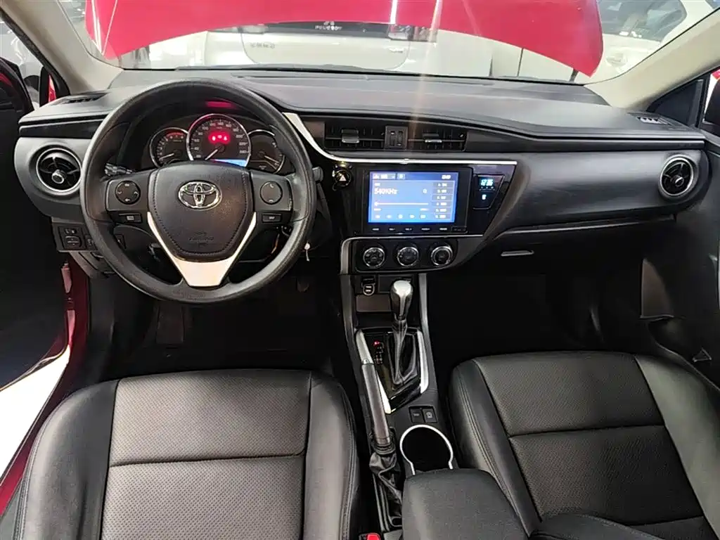 Toyota Levin 2017 Facelift 185T CVT Elite (China V) фото 13