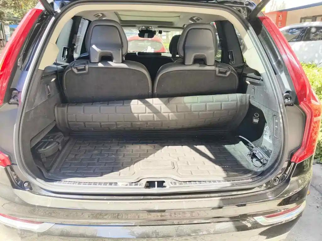 Photo 13 - Volvo XC90