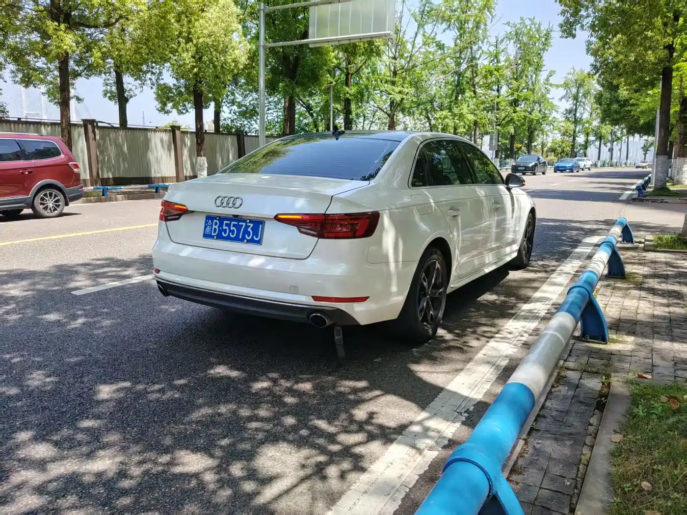 Audi A4L 2017 Plus 40 TFSI Fashion фото 9