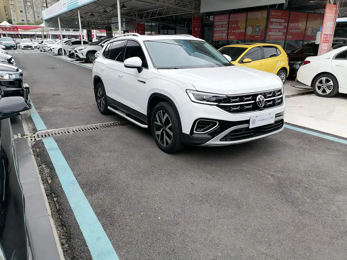 Volkswagen Tayron 2023 330TSI 2WD Luxury Plus Advanced Edition фото 3