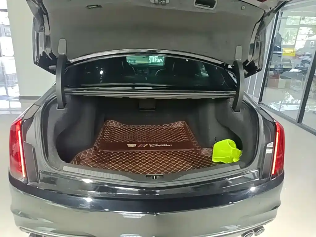 Photo 19 - Cadillac CT6