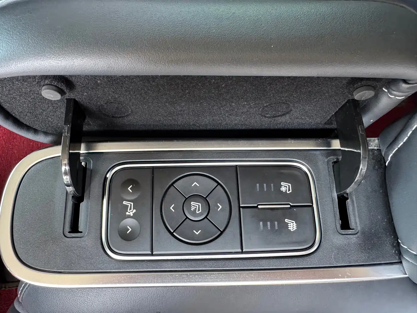GAC Trumpchi Trumpchi M8 2021 Leading Show Series 390T Prestige Edition фото 12