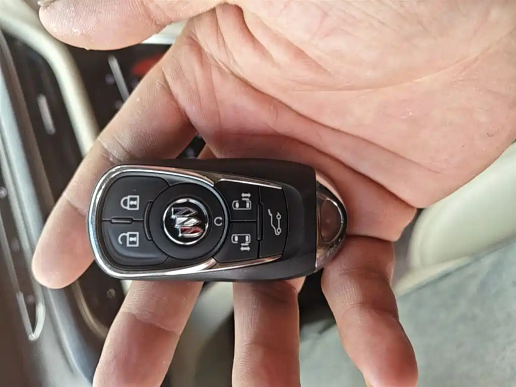 BUICK GL8