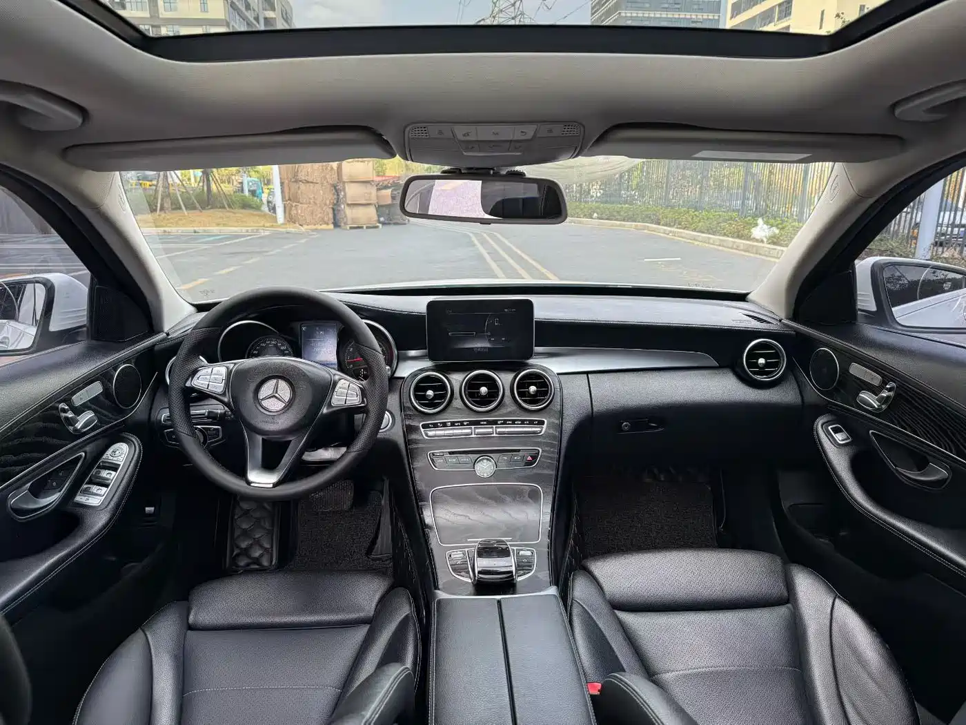 Mercedes-Benz C-Class 2016 C 200 L Sport фото 5