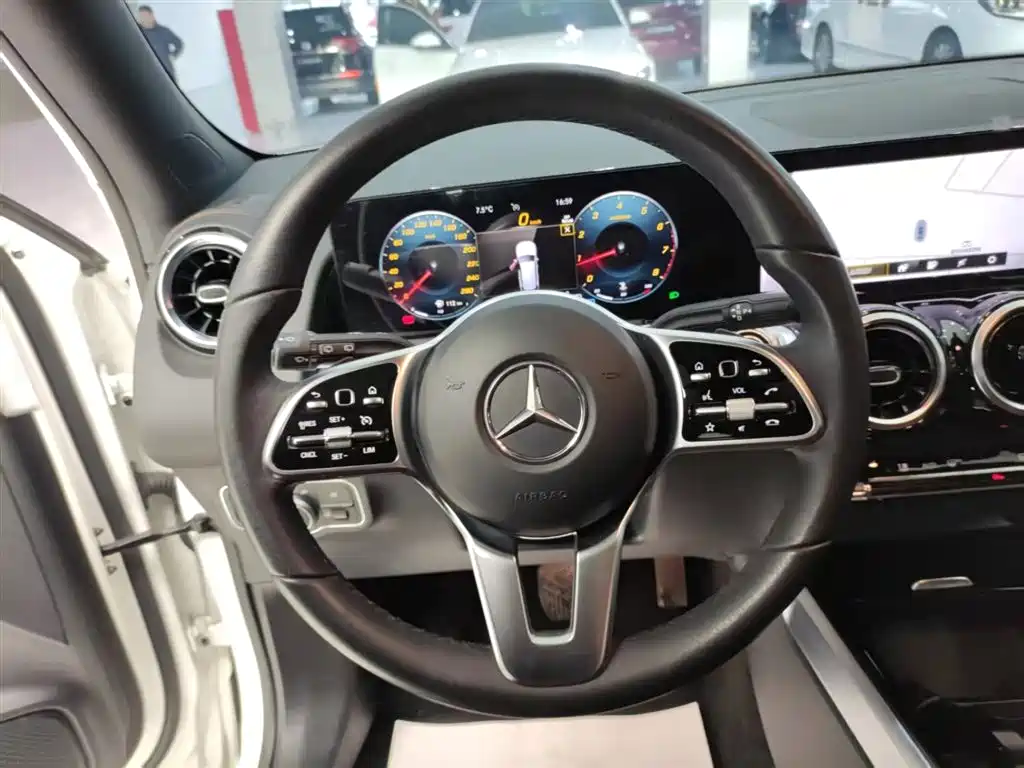 Mercedes-Benz GLB 2023 GLB 200 Style фото 9