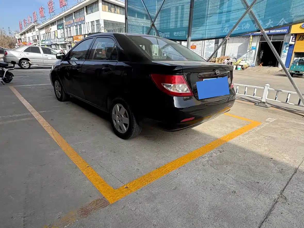 Фото 3 - BYD F3