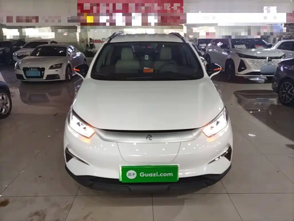 Photo 3 - BYD Yuan Pro