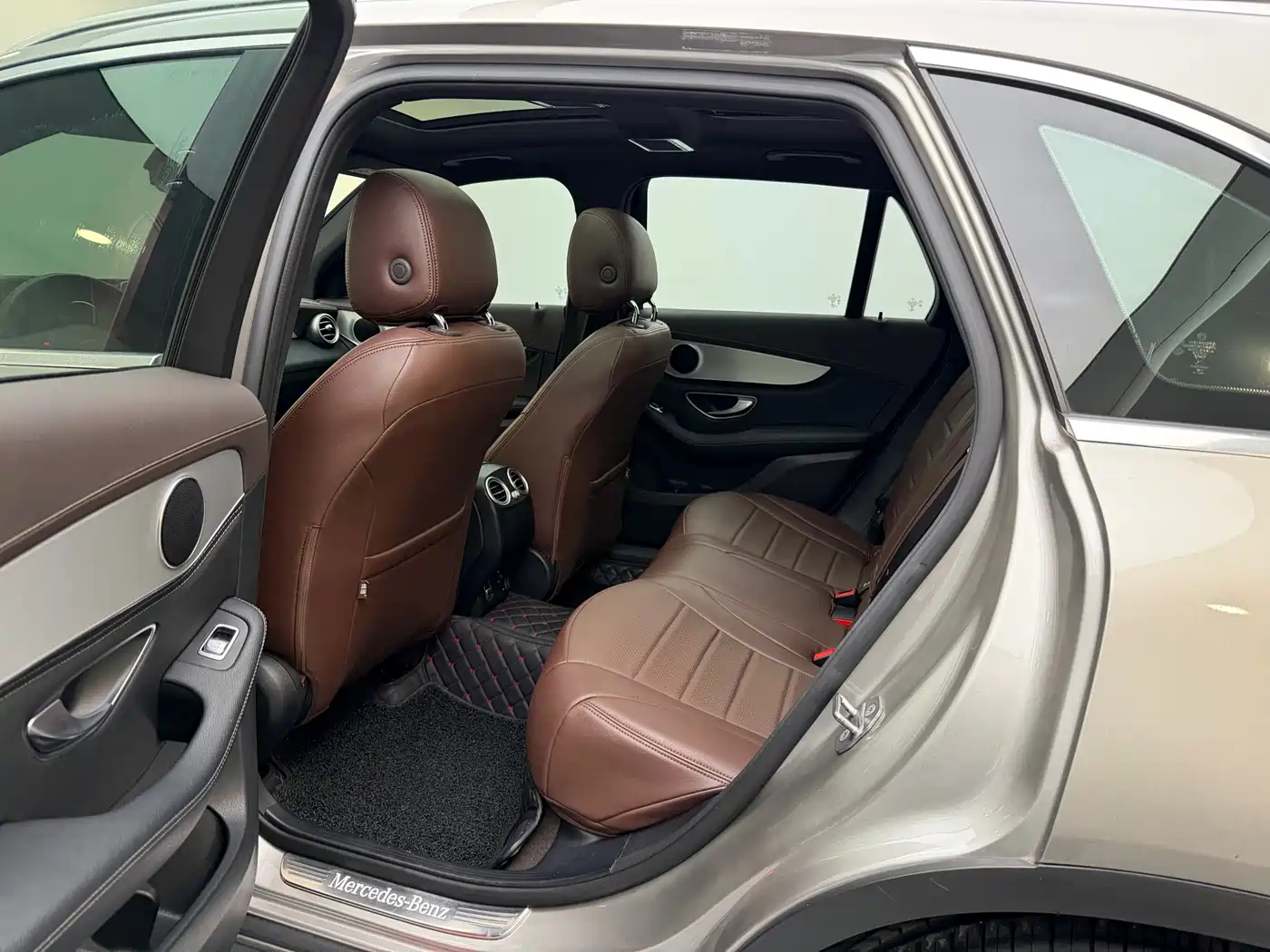 Mercedes-Benz GLC 2019 Model GLC 200 L 4MATIC фото 7