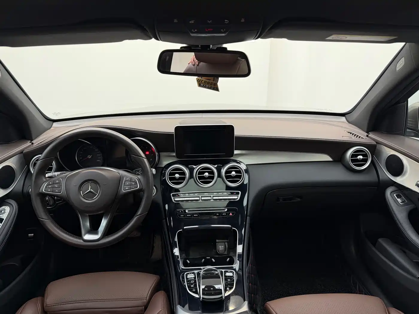 Mercedes-Benz GLC 2019 Model GLC 200 L 4MATIC фото 8