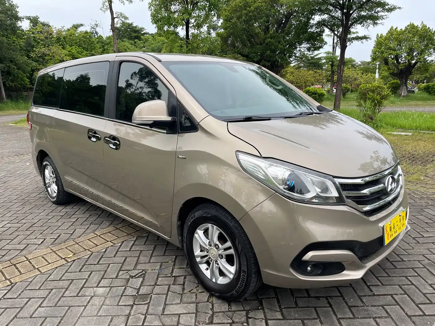 SAIC Maxus Maxus G10 2016 2016 2.0T Automatic Luxury Executive Edition
