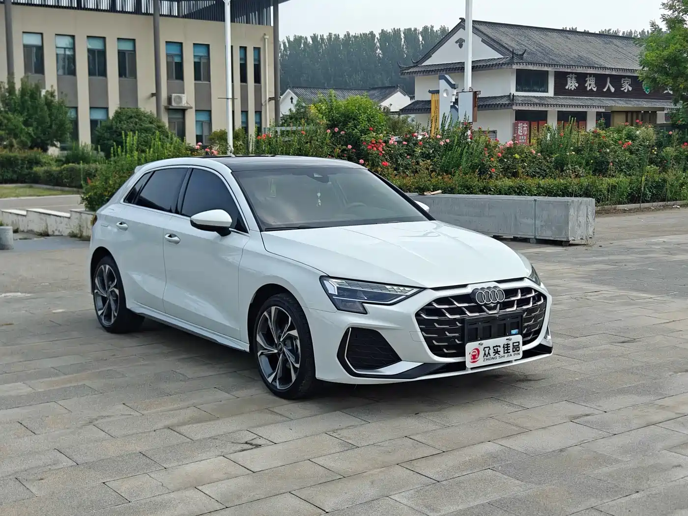 Audi A3 2025 2025 Sportback 35TFSI Flying Premium
