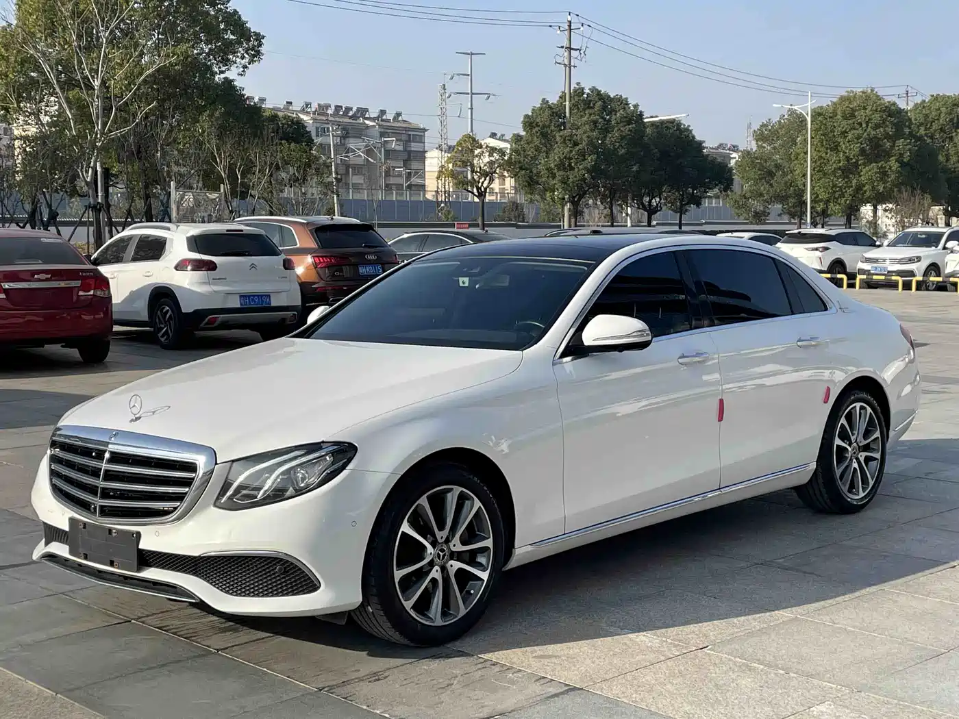 Mercedes-Benz E-Class 2017 E 300 L Luxury