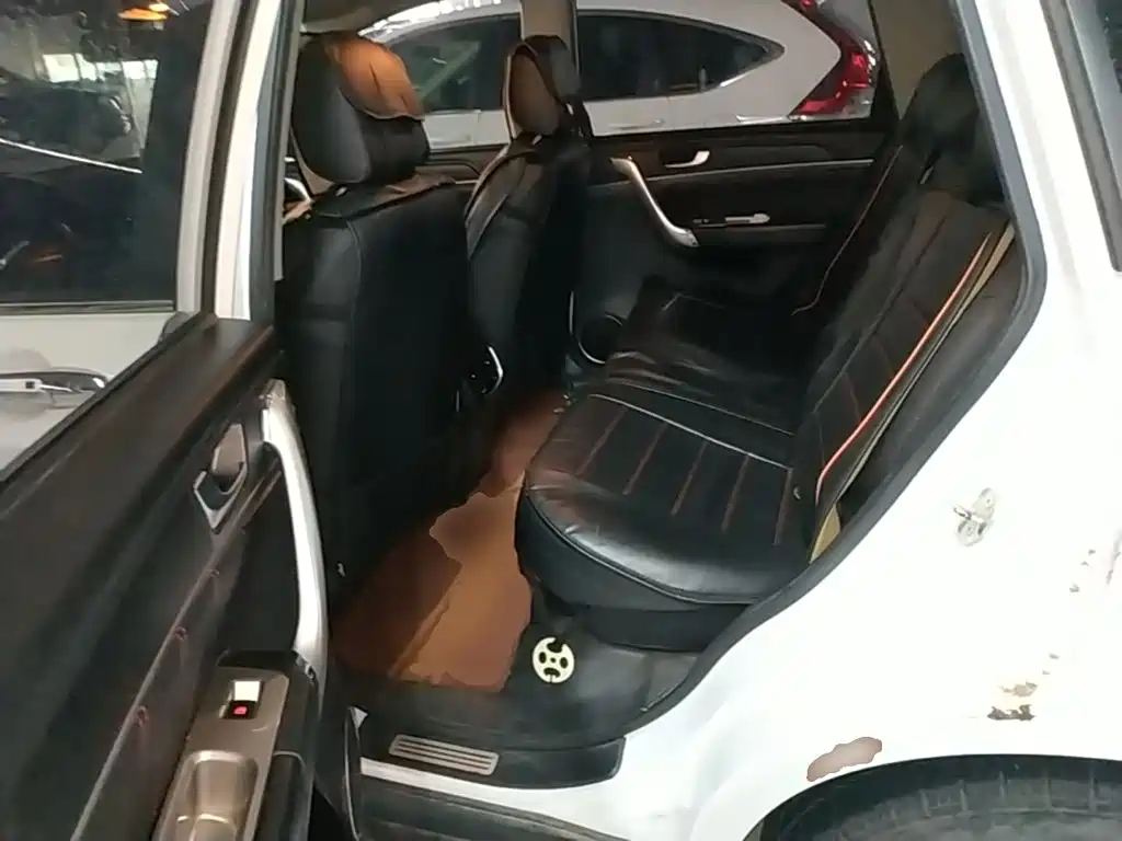 Фото 17 - Haval M6