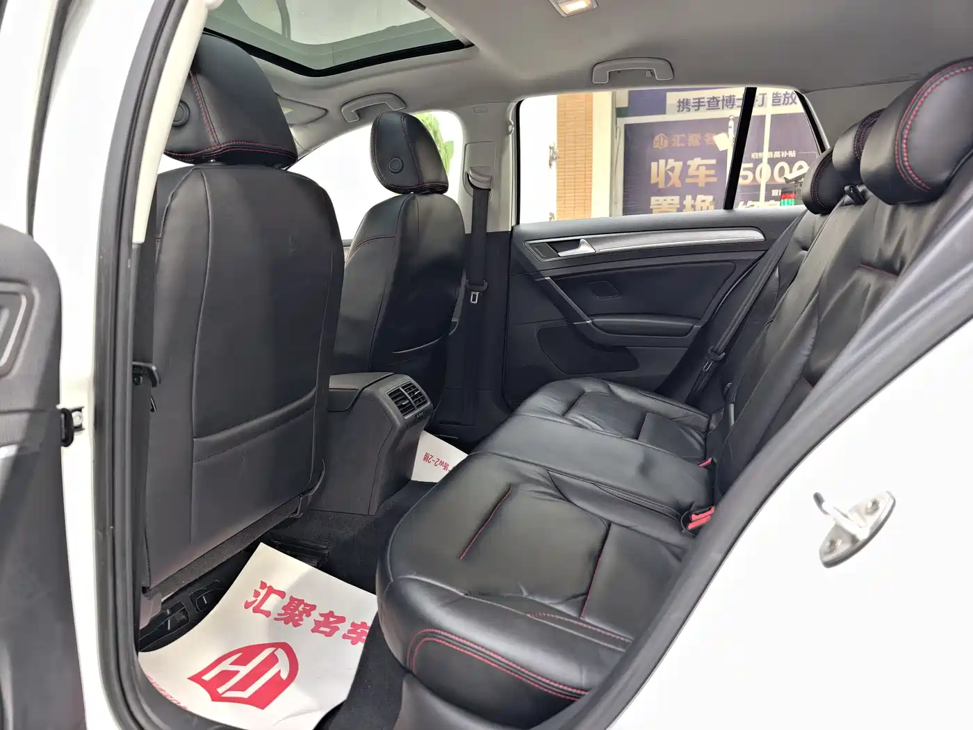 Volkswagen Golf 2016 230TSI Automatic Comfort фото 34