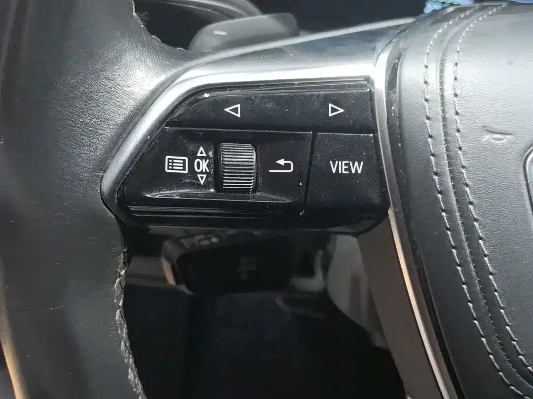 Audi A6L 2023 40 TFSI Luxury Elegance фото 17