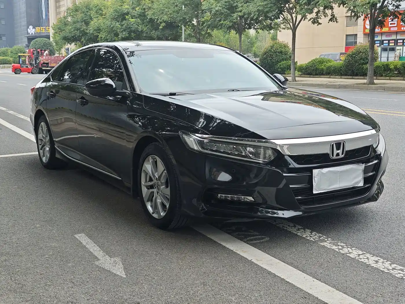Фото 3 - Honda Accord