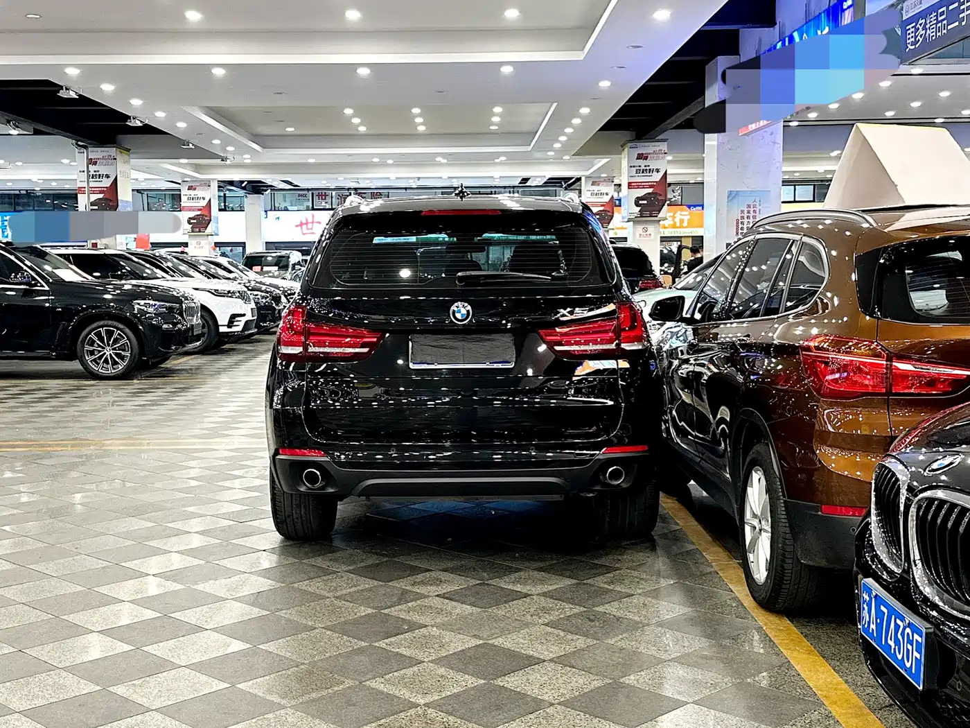BMW X5 (Import) 2017 xDrive35i Leading Edition фото 4