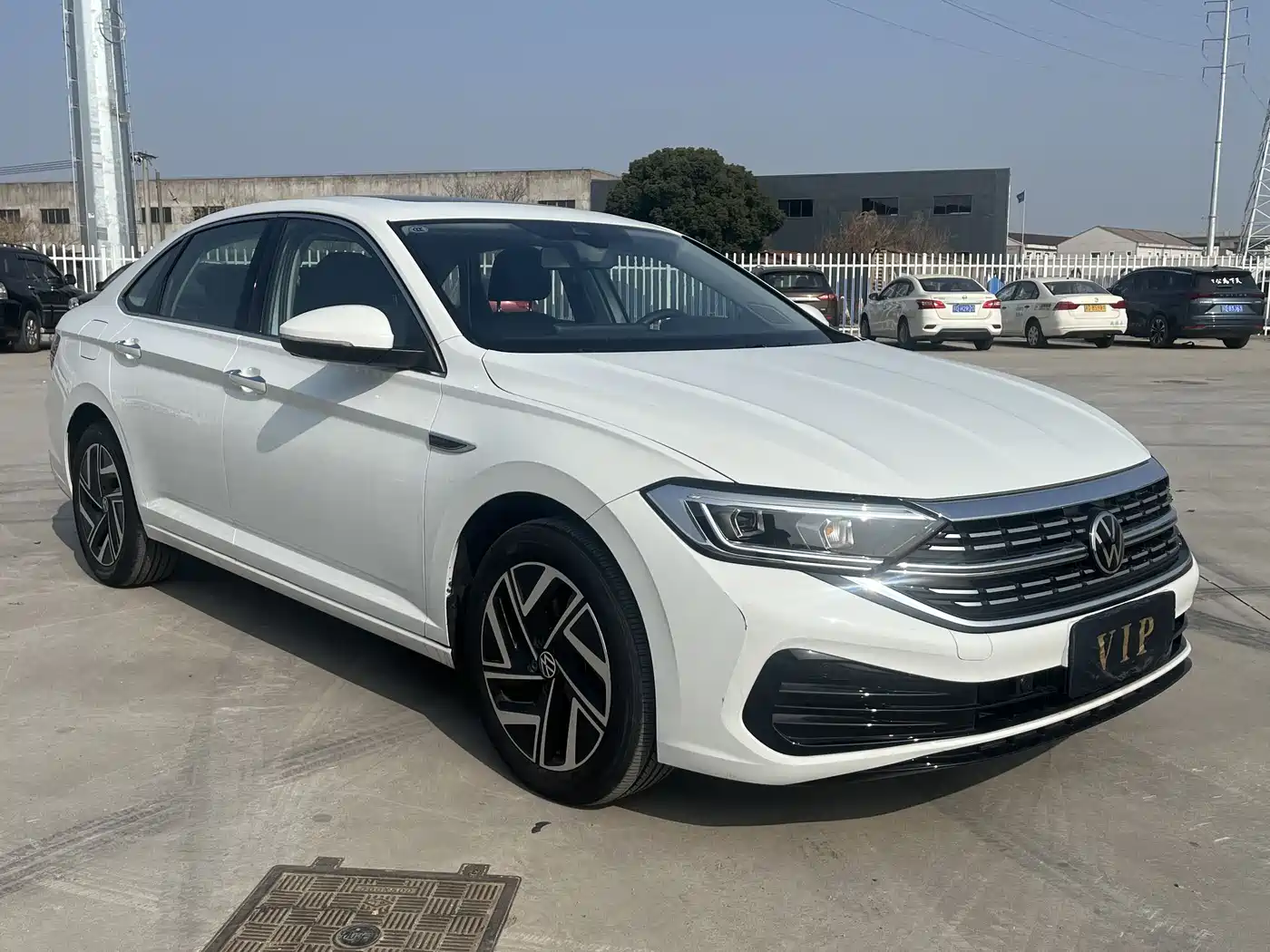 Volkswagen Sagitar 2023 300TSI DSG Surpassing Edition фото 23