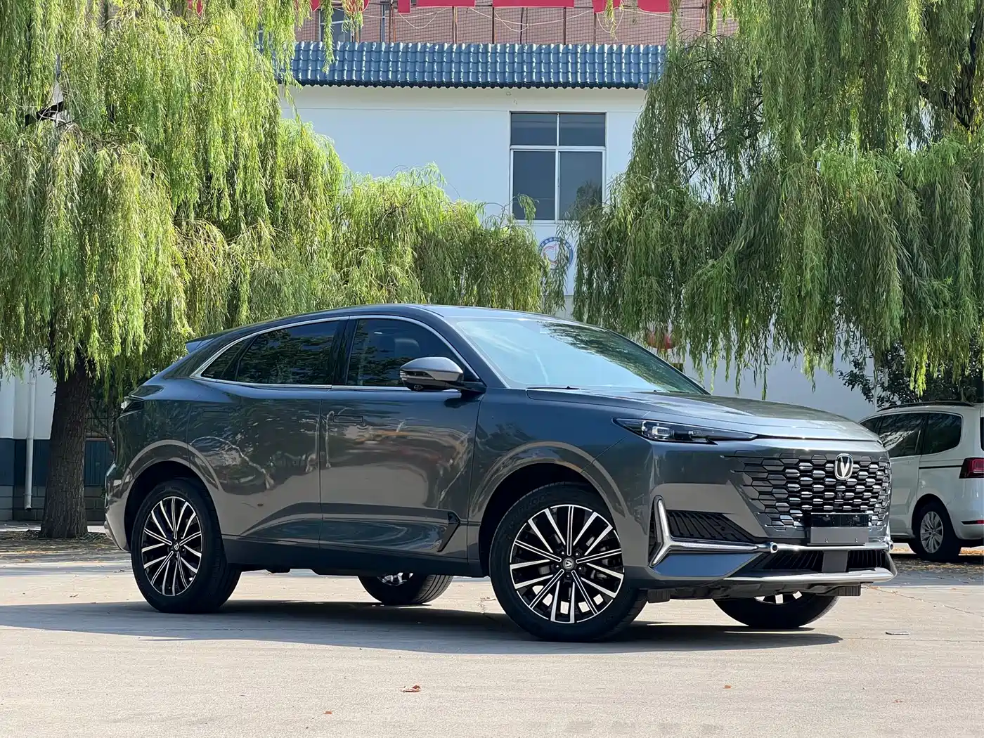 Changan UNI-K 2023 2023 2.0T 2WD Delight Edition