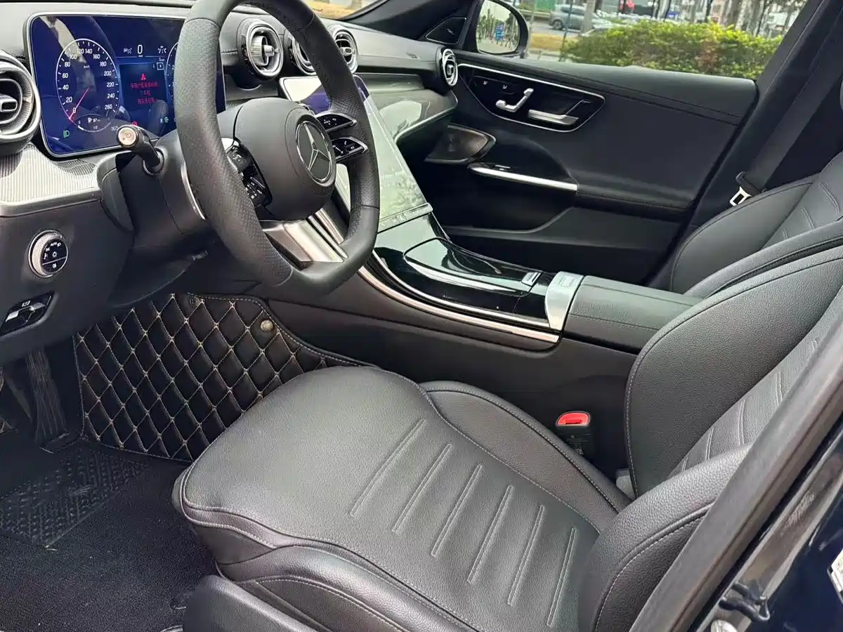 Mercedes-Benz C-Class 2023 C 260 L Night Edition Sport фото 21