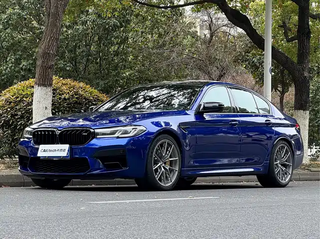 BMW M5 2021