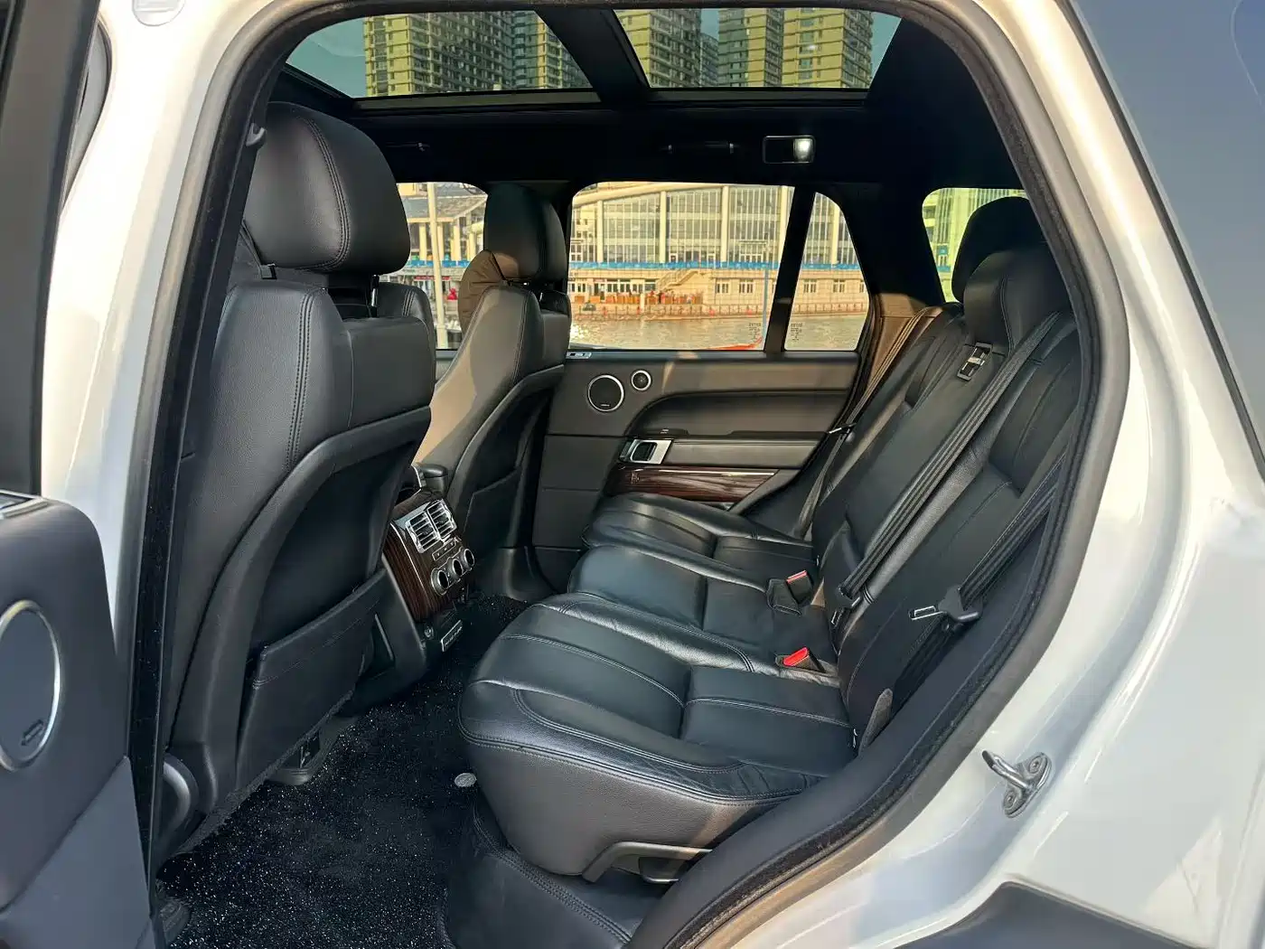 Land Rover Range Rover 2016 3.0 SC V6 Vogue фото 6
