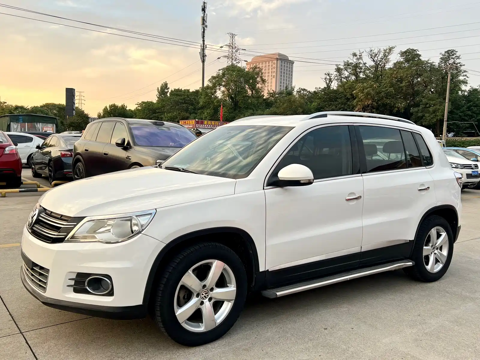 Фото 1 - Volkswagen Tiguan