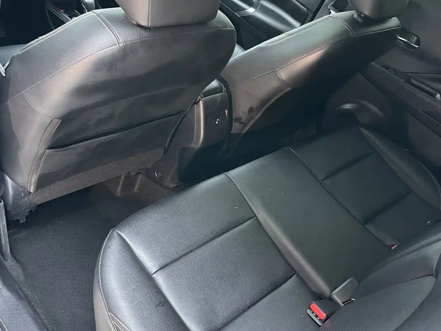 Фото 21 - Nissan Kicks