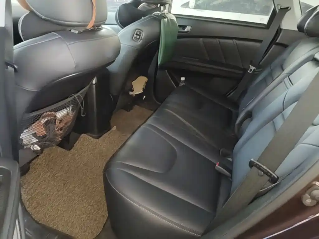 Luxgen U6 SUV 2015 2014 2.0T Wisdom Premium