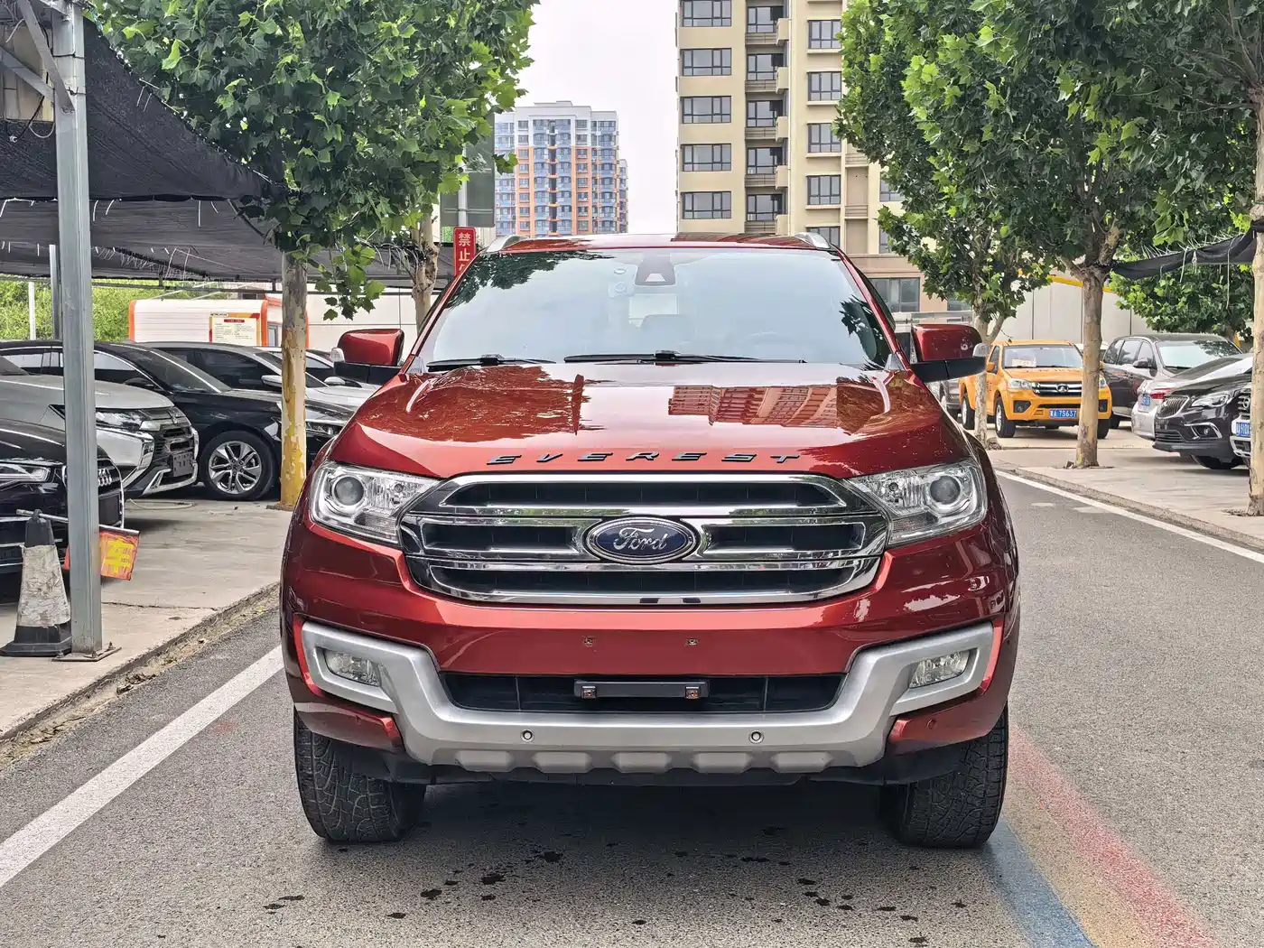 Ford Everest 2018 2017 2.0T Gasoline Automatic 4WD Luxury Edition 5-Seater