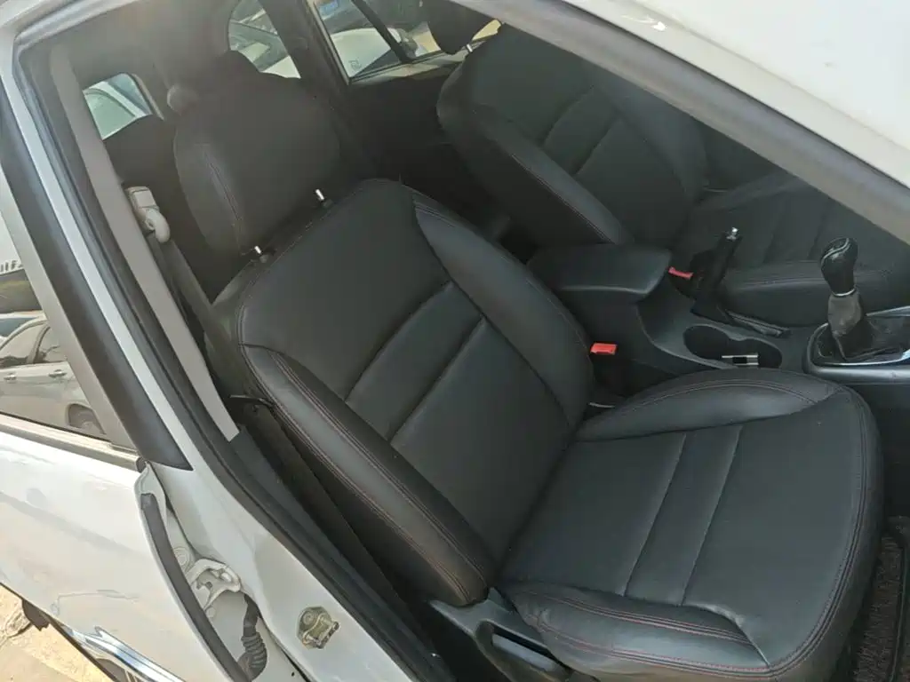 Chery Tiggo 3 2016 2015 1.6L Manual Zhi Shang Memorial Edition