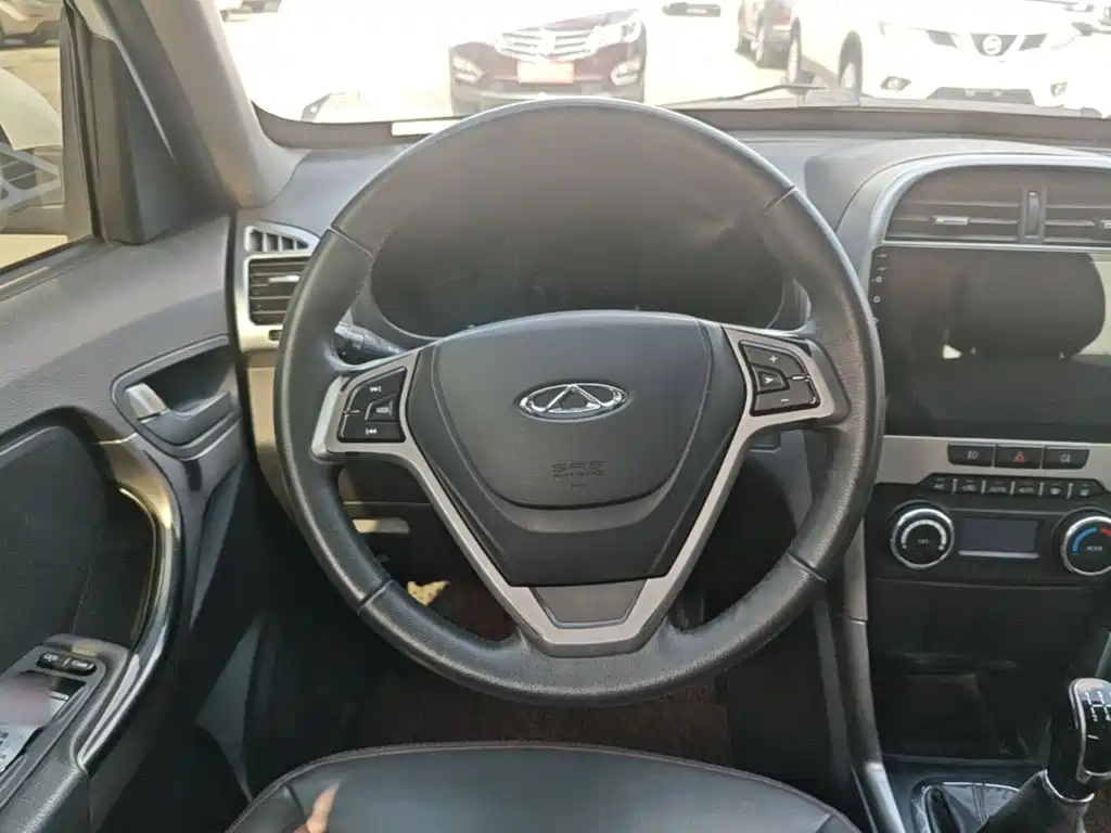 Chery Tiggo 3 2016 2015 1.6L Manual Zhi Shang Memorial Edition