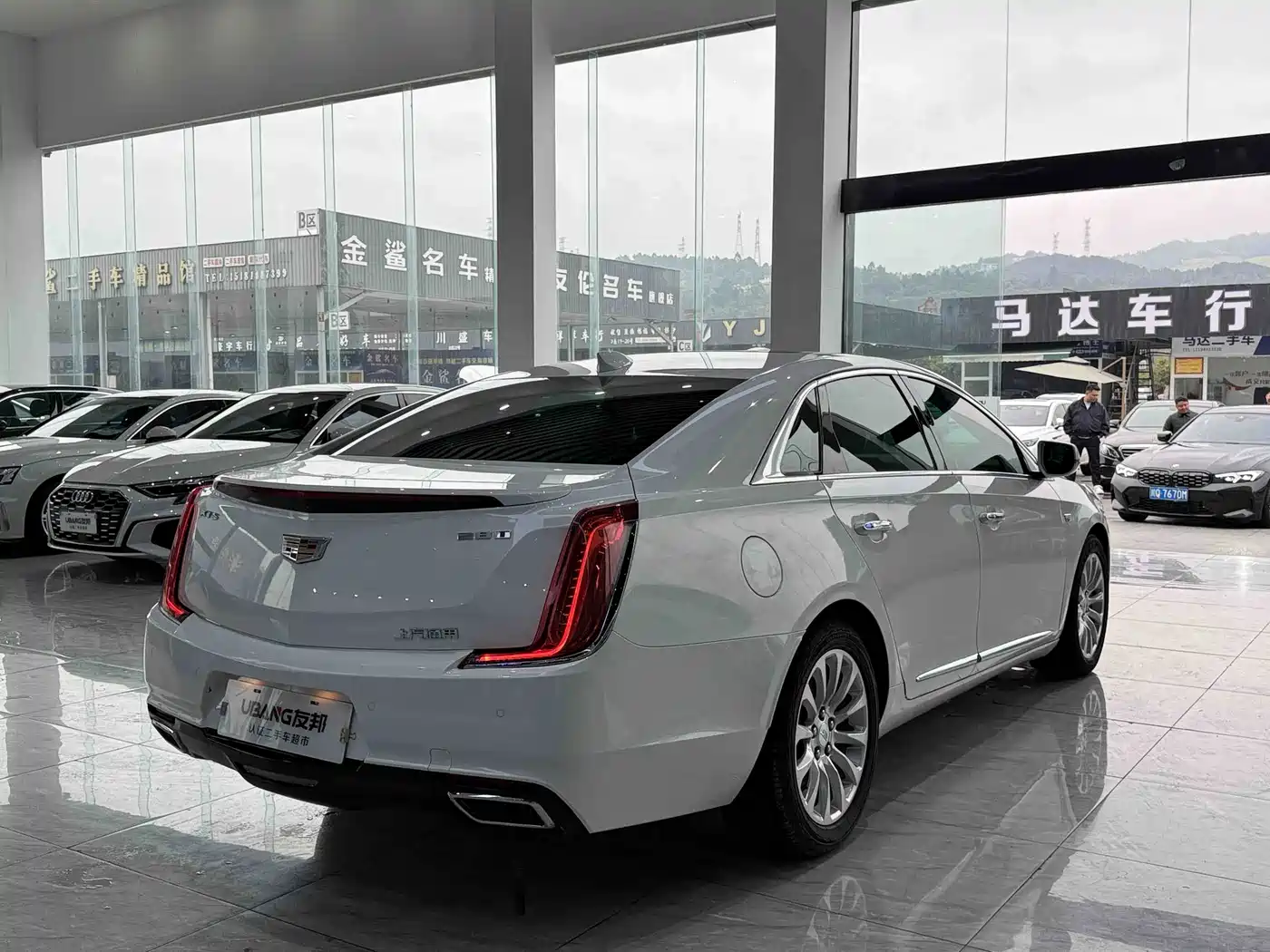 Cadillac XTS 2018 28T Technology фото 4