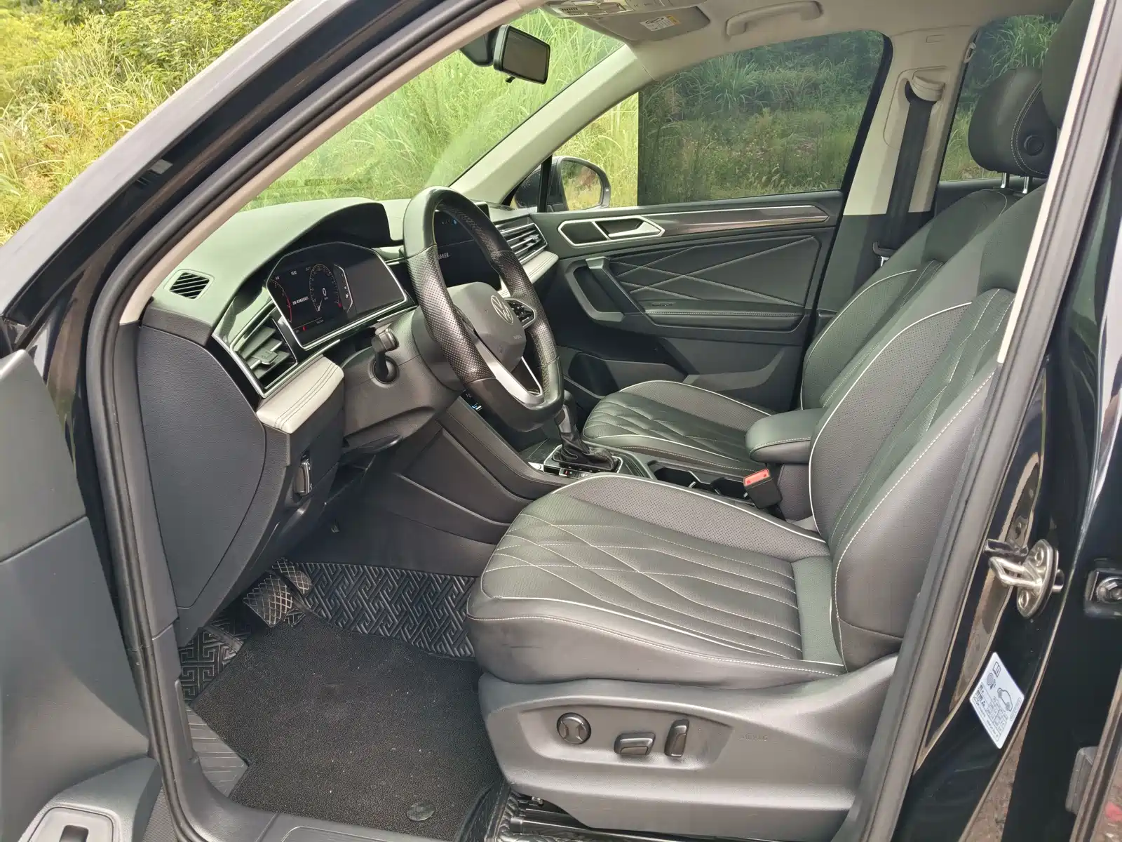 Фото 4 - Volkswagen Tiguan L