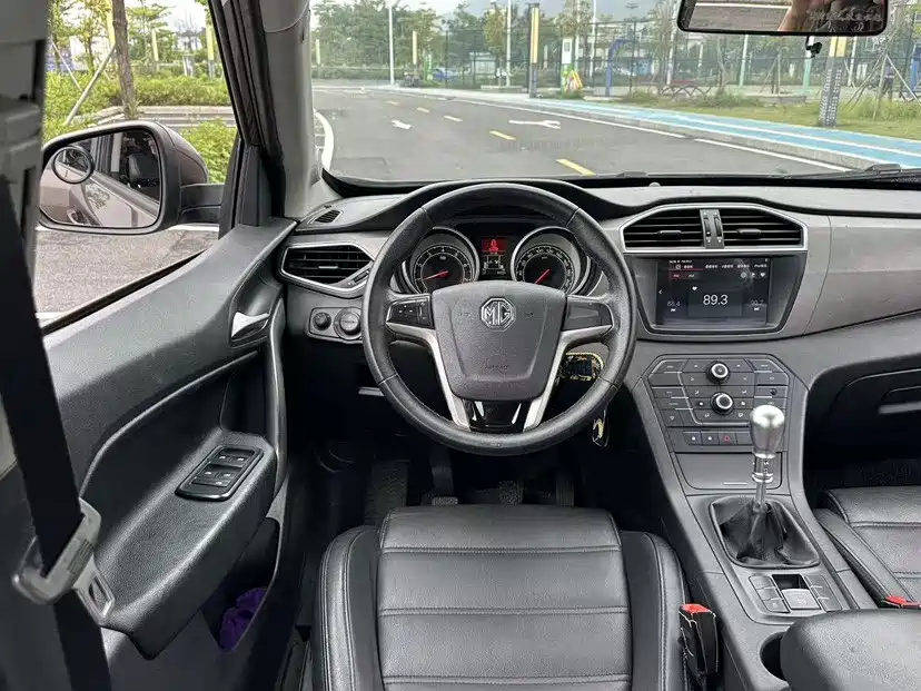 MG Roewe RX5 2016 2016 1.5TGI Manual Value Edition