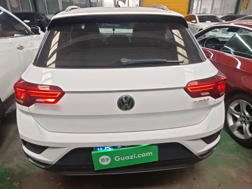 Фото 6 - Volkswagen T-ROC