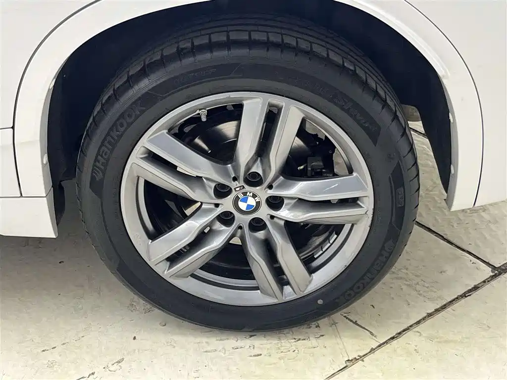 BMW X2 2023 sDrive25i M Sport Shadow Edition фото 9