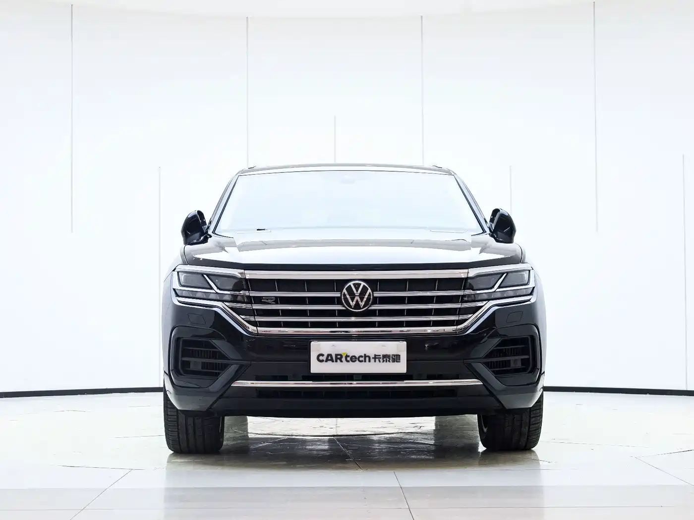 Volkswagen Touareg 2024 2023 3.0TSI R-Line Classic Sports Package